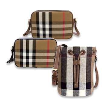 【BURBERRY 巴寶莉】精選經典格紋斜背相機包/水桶包(多款任選)