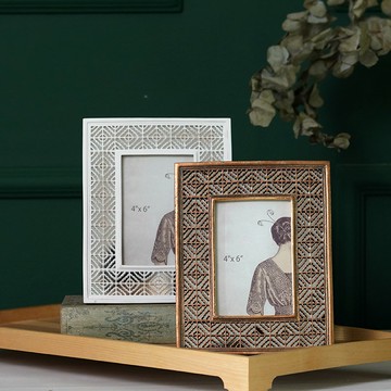 歐式復古做舊鏤空雕刻鏡面相框 古典懷舊金色白色樹脂6寸畫框擺臺