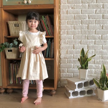 【客製刺繡】可愛荷葉邊歐式 工作服 圍裙 童裝 共兩色