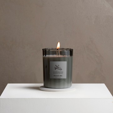 芳療香氛／曜黑天然香氛工藝蠟燭 聖木＆焚香草