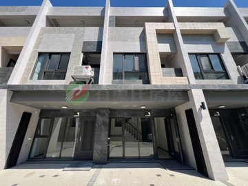 專簽德鼎謙聚全新未住前院停車透天｜南投縣南投市彰南路三段