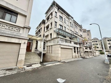 南屯豐樂公園旁地32坪臨路美別墅｜台中市南屯區豐順街