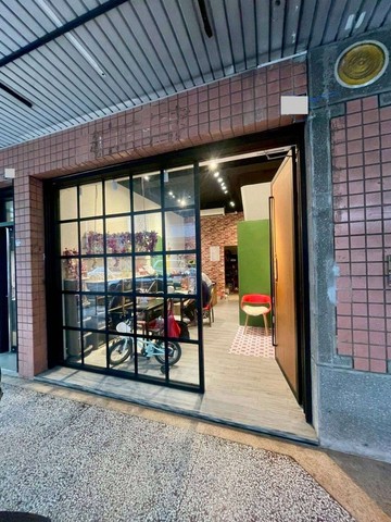 南屯黎明商圈/現代質感臨路住店合一｜台中市南屯區三和街