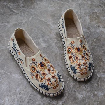 云南民族風刺繡布鞋滿屏繡透氣麻鞋淑女夏季養腳鞋休閑單鞋套腳鞋