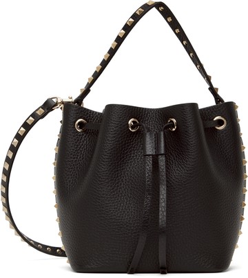 Valentino Garavani 黑色 Rockstud Grainy Calfskin 水桶包