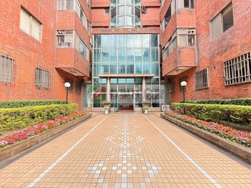 信義計畫區美四房+坡平車位小巢大安生寶✨｜台北市信義區信義路六段