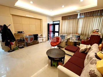 大里大地坪震後雙車別墅｜台中市大里區中興路一段