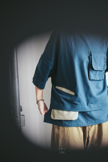 小我設計 APT雙層公寓解構式上衣 下擺可拆 - 3色 - 巧拼孔雀