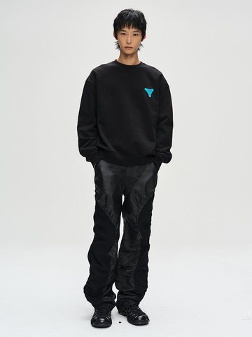 UNISEX STOOL PATCH LOGO SWEATSHIRTS (atb1272u) [BLACK]