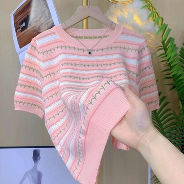 SY短袖上衣粉色條紋V領上衣短袖T恤衫女夏季韓版薄款巨顯白提花寬鬆微胖洋氣針織上衣
