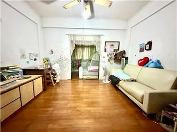 近國賓影城店面｜台南市東區莊敬路