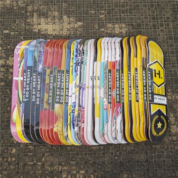 DBH板面雙翹動作街式四輪短板專業男女生青少年8.0加楓旅行滑板店