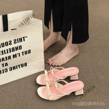 ✨可開發票#法式蝴蝶結粗跟涼鞋女款外穿2025夏季新款配裙子高跟一字帶涼拖鞋#免運費