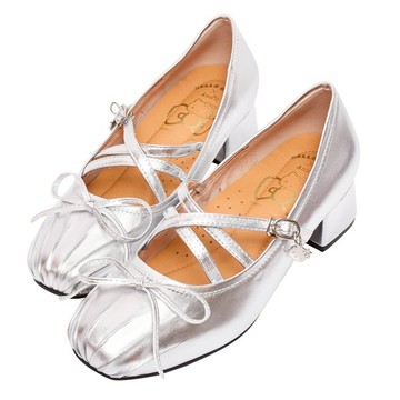 HELLO KITTY X Ann’S貝殼蝴蝶結粗跟細帶瑪莉珍鞋3.5cm-銀