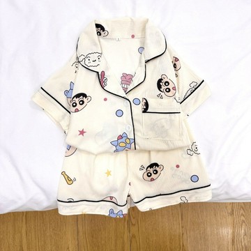 【臺灣出貨】夏季兒童卡通蠟筆小新睡衣男孩居家服中大童女寶寶短袖空調服薄款【Hi!Kids】