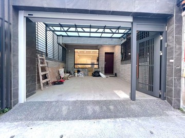 文山特區/台鐵正義站/大地坪/翻新車庫透天｜高雄市鳳山區文武街