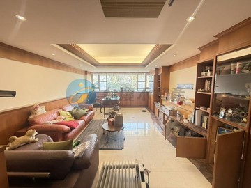 正對五權國小鄰文化中心優質華廈大坪數三房｜高雄市苓雅區五權街