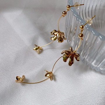 Sunshine Rain 花片金雨垂墜耳環 【雨系列】