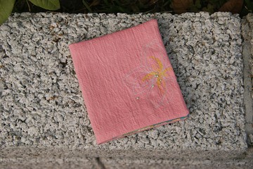 春粉色飄落花朵口罩/衛生棉布套