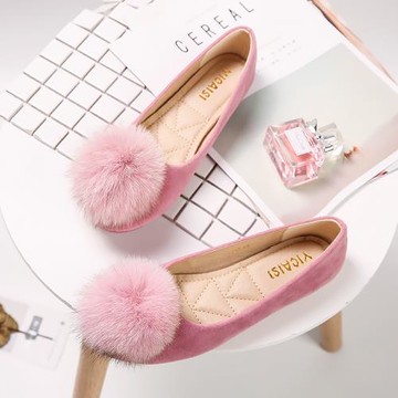 2024春夏新款韓版圓頭網紅毛球單鞋女軟底淺口平底黑色豆豆鞋瓢鞋