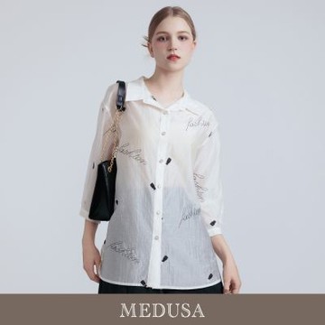 現貨【MEDUSA 曼度莎】透感輕薄天絲棉字母長版襯衫（M-2L）｜女長版襯衫 天絲棉 上班襯衫