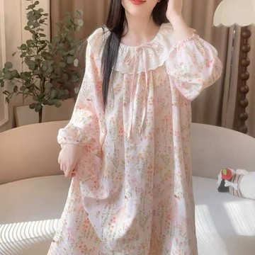 雲朵棉睡裙女 2026秋季新款 甜美溫柔花邊睡裙 中長款睡裙 寬鬆遮肉 舒適親膚 可外穿家居服 大尺碼睡裙女