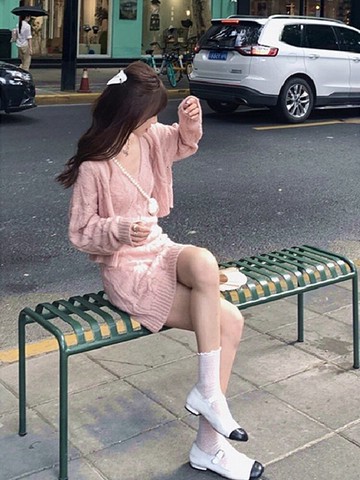 早秋吊帶針織連衣裙小個子年新款秋冬毛衣裙子兩件套裝女春秋