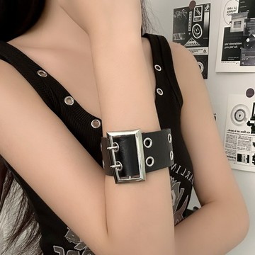 【台灣公司 可打統編】免運 個性朋克風辣妹皮質臂環可調節y2k暗黑復古千禧亞文化黑色手環女 可開發票 全館五折 工廠現貨直銷 新品特價 z9211