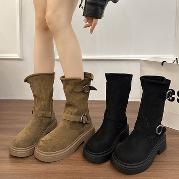 中筒靴．經典純色絨布金屬雙帶圓頭厚底靴．白鳥麗子