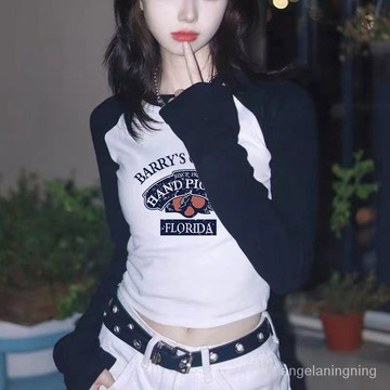 熱賣💖美式複古長袖t恤女春秋季2024新款插肩袖設計感打底衫短款上衣女 FBH8