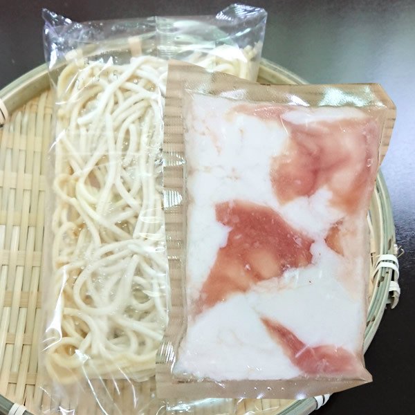 替え玉セット（もつ100g・ちゃんぽん麺150g）各1セット