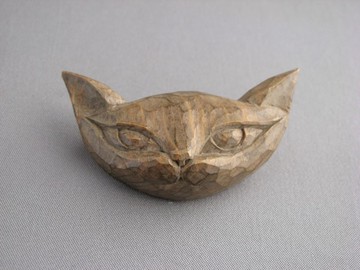 從木雕繪本中跳出來的貓胸針仿古風