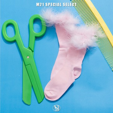 MISS 21 可愛蓬鬆毛絨襪口造型純色中筒襪－粉