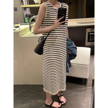 秋冬中長款針織無袖背心裙子復古流蘇外穿直筒長裙條紋撞色連衣裙