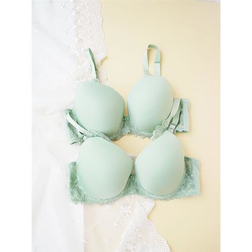 100BDE外貿大碼內衣上托大罩杯薄海綿蕾絲邊文胸有鋼圈