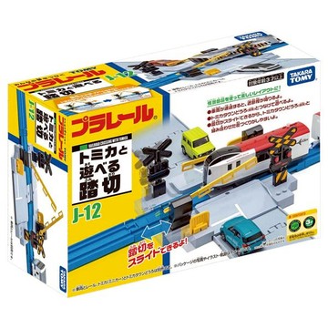 《TAKARA TOMY》PLARAIL鐵道王國 J-12平交道(可搭配TOMICA) 東喬精品百貨