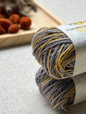 五倍子/山梔子-手工草木染刺子繡線 刺し子糸 20/4 段染