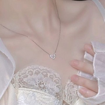 MoonDy 禮物 925 吊墜 蝴蝶結項鍊 吊飾 項鍊女 鎖骨鍊 純銀項鍊 通體純銀 項