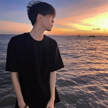 夏季純棉短袖2026新款重磅男款T恤純色高街圓領半袖潮牌男女情侶高質感 短袖 素T 短袖上衣 白T 短T 短袖t恤 大尺