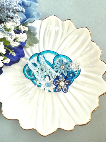 Mizuhiki 鈕扣工藝髮夾 白色 藍色 銀色 正式花朵