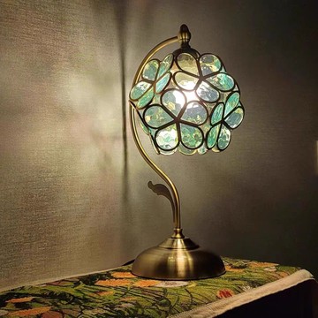 免運 超低價 可開票 新款輕奢高級臺燈現代簡約臥室床頭燈溫馨復古小夜燈房間裝飾 快速發貨