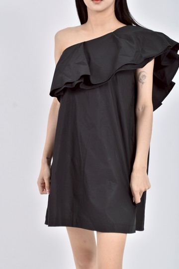 (S) 【唐玲私服】斜肩黑色洋裝