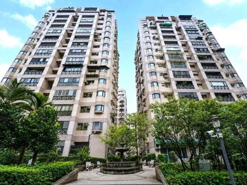 ❤️雙和國泰晶鑽邊間方正3房車位❤️ ｜新北市中和區圓通路