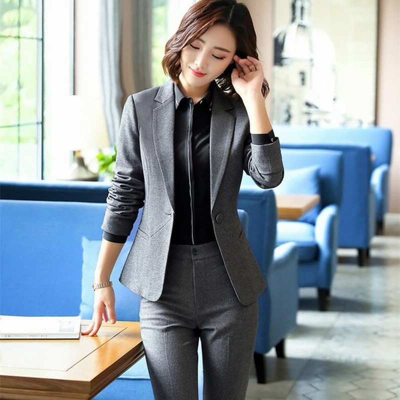 レディース フォーマル スーツ 想像を超えての