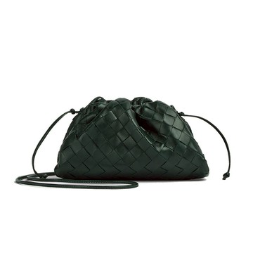 Bottega Veneta 585852 The Pouch 20 羔羊皮編織雲朵包 INKWELL 墨水綠