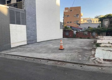 獨家-岡山|87期重劃區旁|前後臨路|方正美建地｜高雄市岡山區劉厝段