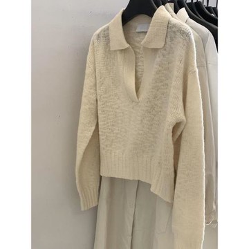 超好看法式奶白色翻領針織衫上衣女早秋新款慵懶風松弛感百搭毛衣