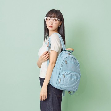 (粉嫩藍)必buy輕盈紙感旅行後背包33531