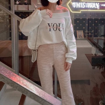 BBHONEY  韓風純棉一字領燙金字母長版T