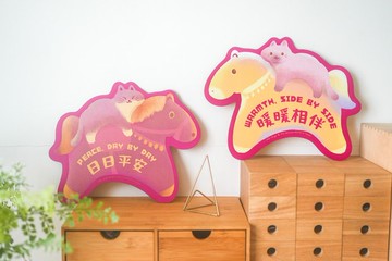 Wisi Huang【貓貓騎馬】造型春聯 - 兩款可選